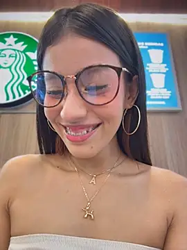 Alejandra_ospina - NAKED + RUB MY CLIT🔥😈