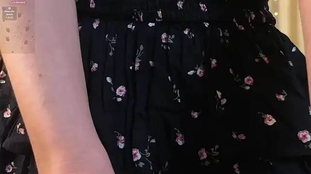 HarriettKitty - TAKE OFF MY BRA UNDER BLOUSE