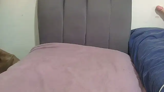 Sluttylaura21 - New month