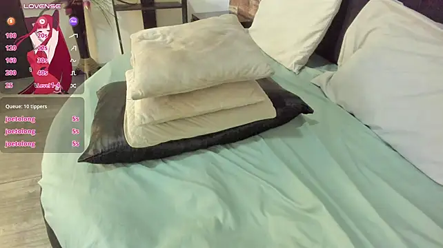 Aurora__23 - Fingers in pussy🥴