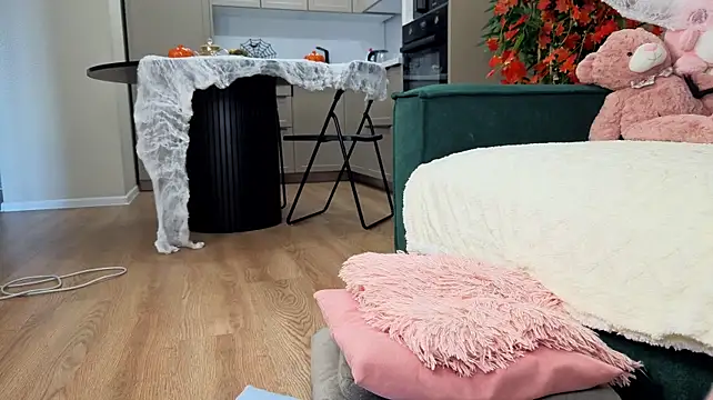 Erica_angel - domi in the ass