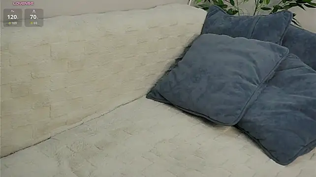 JaneyCage - Rub my tight pussy