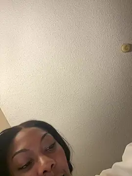 HeidiGiselle - fuck me and squirt in my face💦💦💦