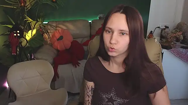 HotCaramellsTV - MASSAGE TITS EACHOTHER +:gift:4LT