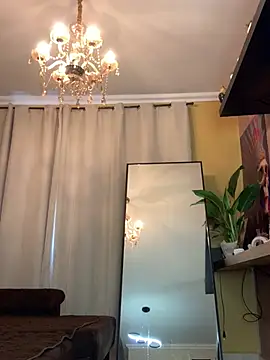 Tamiriscastro - Show pussy up close WITHOUT PANTIES