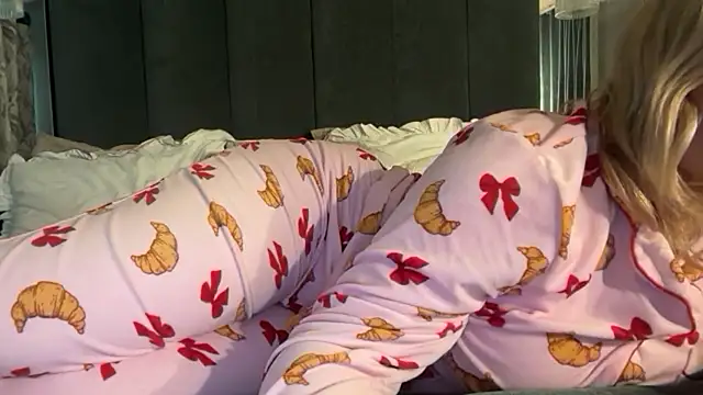 Blissdimicco - SUCKING DILDO