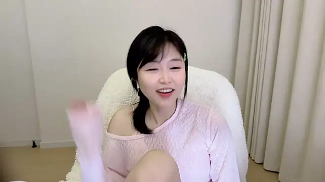 Kakionan - 打喷嚏了，是不是你在想我啊！！！！