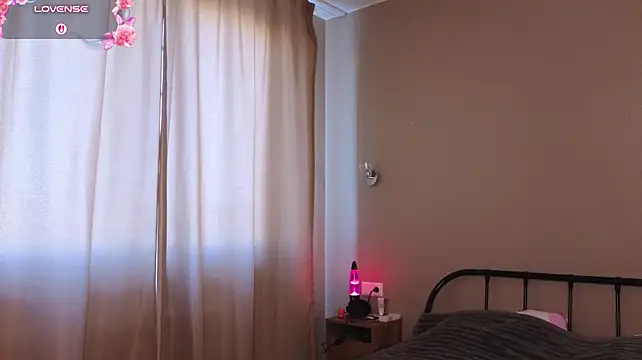 Bornsexyesterday - WET MY TOP