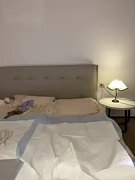 Nidekikibabe-2026 - 禁欲半月回归秀！今晚八点不见不散哦！ 裸足、黑丝、紫丝