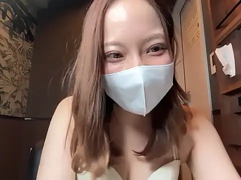 -ERENA- - スカートぽいして立っておもちゃぐりぐり♡