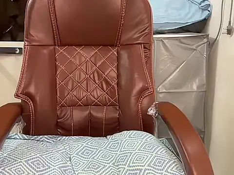 Saranyatelugu9 - cream on boobs