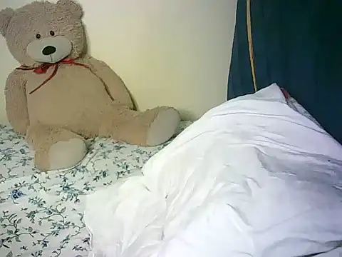 Dollyluvv - twerk with no panties