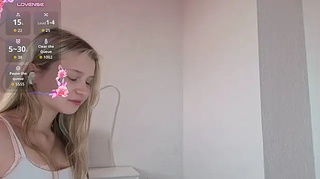 Maddnesrichy - feel my hot ass ?