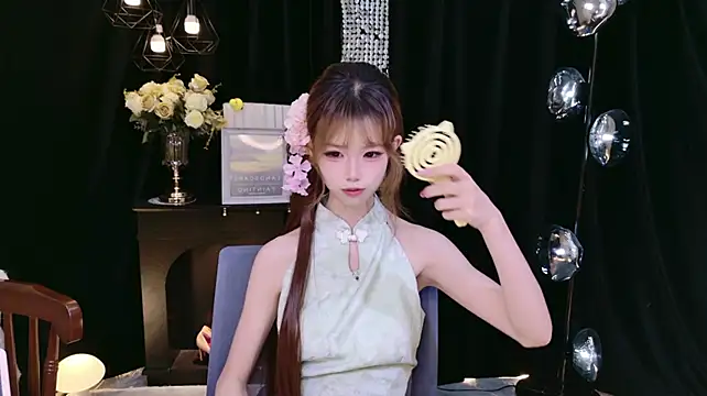 Nuo-Nuo-111 - 给诺诺买一身漂亮衣服