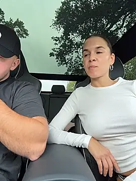 JuicyFruits93 - Boobs out + free movie