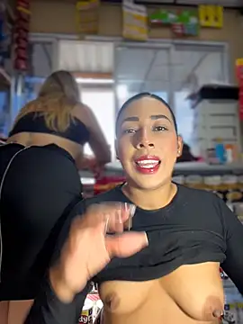 Sammyqueenx21 - spread ass 2 girls