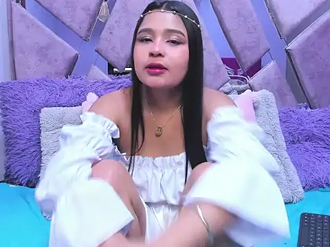 Merly_frox - twerking+ splaps in ass sexy 😋