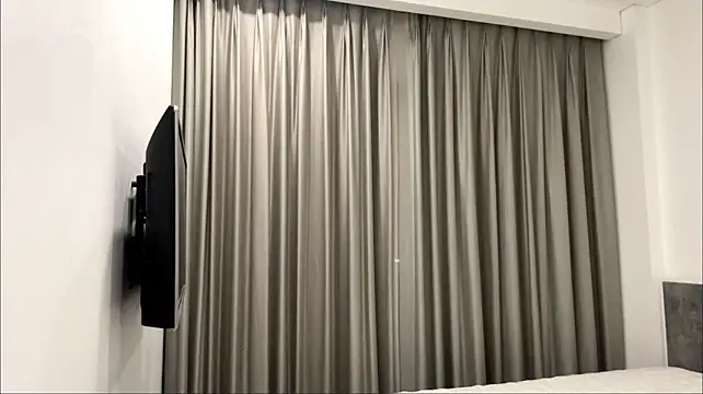 LynelleGorringe - tease with my sweet tits