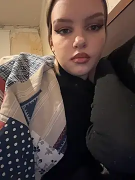 AshleyMur - naked show