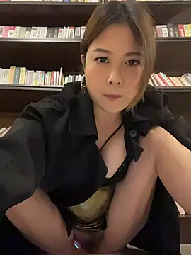 Lola666999 - 心疼Lola，让她早点下班休息……