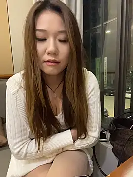 Mia999 - 户外假鸡吧抽插1分钟
