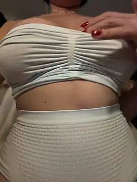 Emmahere - Make me wet 🤤