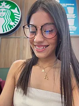 Alejandra_ospina - NAKED + RUB MY CLIT🔥😈