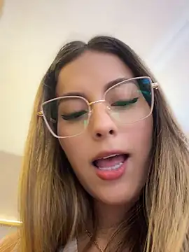 Valeria-escobar - FUCK PUSSY IN DRESSING ROOM + CREAM💦💦