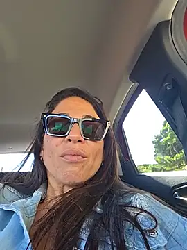 Sexy7883 - @footjob con la porta aperta