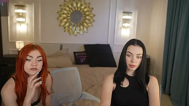 Selena_Glow - naked ass 1 girl