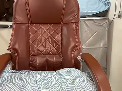 Saranyatelugu9 - cream on boobs