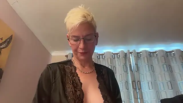 JennyHazel1 - oil boobs