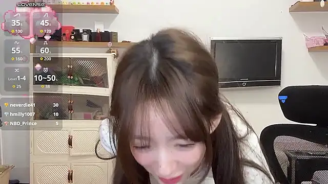 Umi-dd - 你胆子真是肥嘟嘟的 休息那么久 先打99下pp