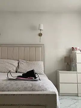 Magical_mia - SHOW BUSH