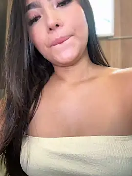 Valentina-gomezz - FINGERING PUSSY + SPIT PUSSY🌸🥵🔥