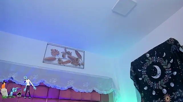 BonnieCute_ - Glass dildo on my pussy <3