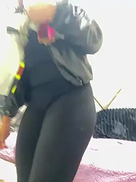 Valenlopezz_ - 3 finger in mi ass