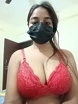 Little_toy_girl