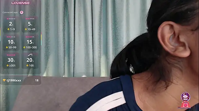 YuliethPetite - oil body and naked