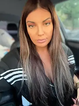 JessycaFlame - Finger my wet pussy