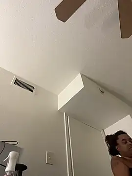 Reecieofficial - Cum Show/Squirt Show