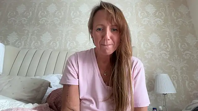 Geeky-Cat - last tipper wins a free video xx