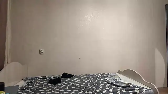 Barbie_ee - Light up my nipples
