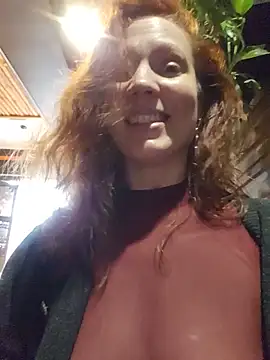 Exhibitionsplit - MAKE me CUM in Public ♤SQUIRT