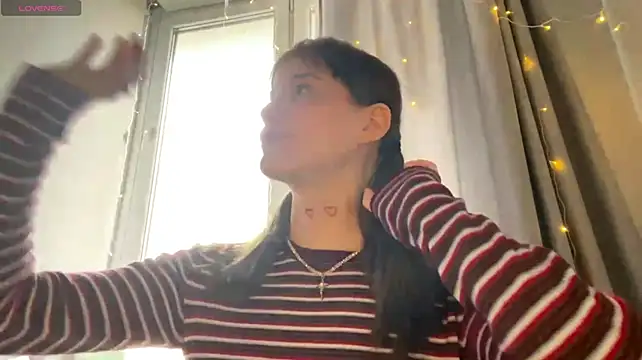 Lili_pup - slap ass until it red