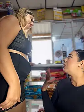 Sammyqueenx21 - spread ass 2 girls
