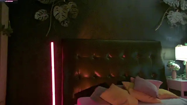 LheaMadison - PUSSY TEASE