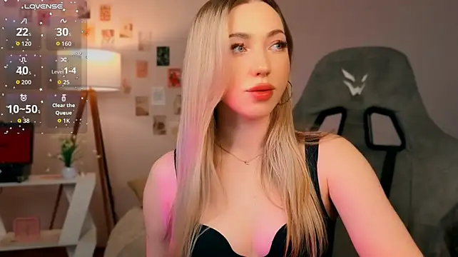 BellaLynny - air kiss for u