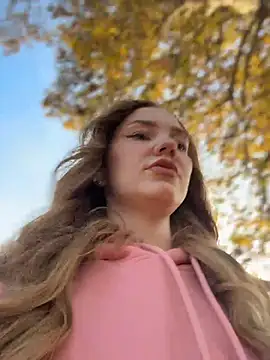 MilaMoone - take off pants COMPLETELY 🥵pussy revea