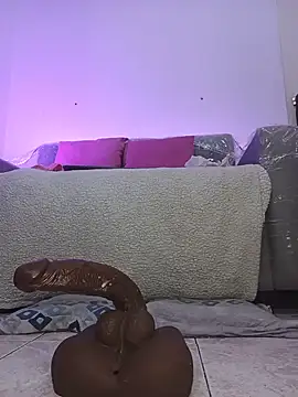 Auroraa_milan - big squirt in your face